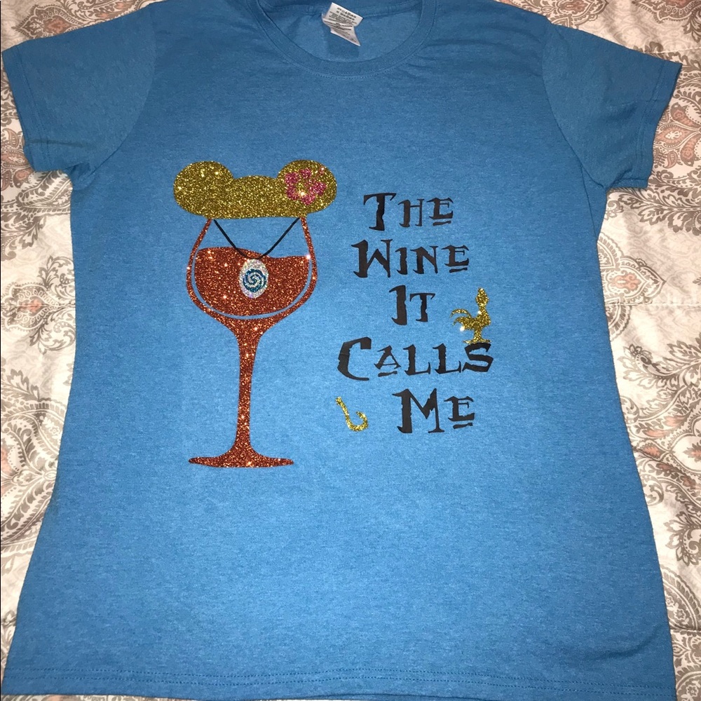 Moana inspired wine shirt ladies large